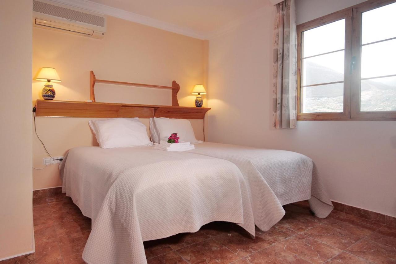 Casa Estrella De Salia Bed and Breakfast Alcaucín Buitenkant foto