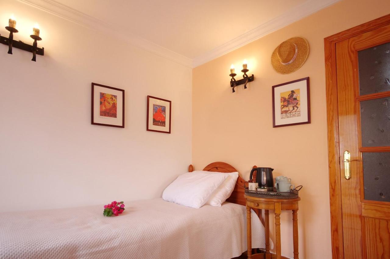 Casa Estrella De Salia Bed and Breakfast Alcaucín Buitenkant foto